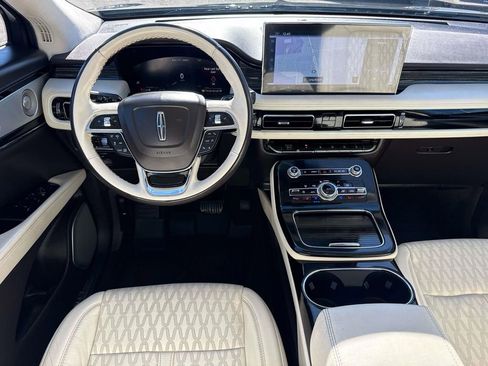 Used 2022 Lincoln Nautilus Black Label w/ Class II Trailer Tow Package image 14