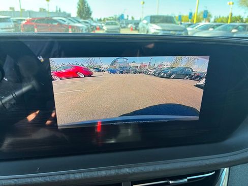 Used 2025 Buick Envista Preferred image 22