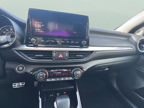 Used 2023 Kia Forte GT-Line w/ GT-Line Technology Package image 19