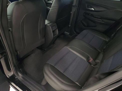 Used 2025 Buick Envista Preferred FWD image 23