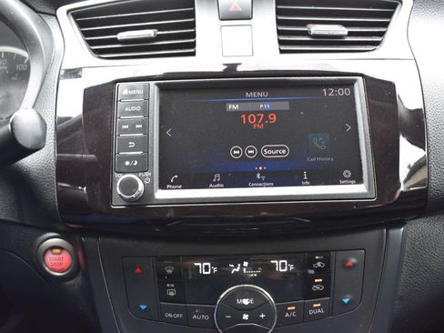 Used 2019 Nissan Sentra SV FWD image 29