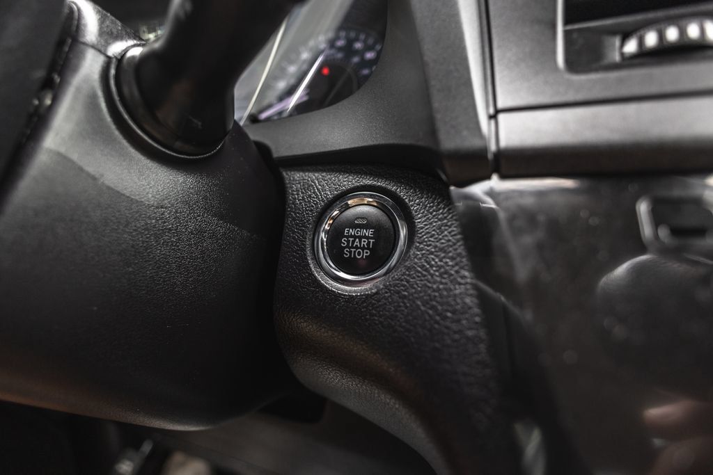 Used 2020 Toyota Sienna Limited AWD/4WD image 15