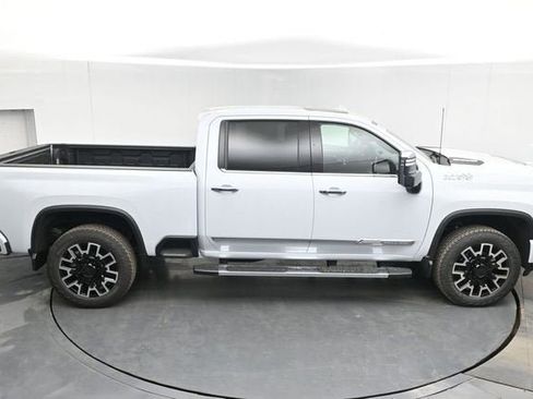 New 2026 Chevrolet Silverado 2500 High Country w/ High Country Premium Package AWD/4WD image 45
