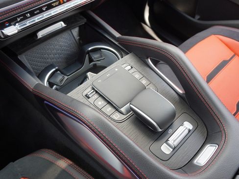 Used 2025 Mercedes-Benz GLE 63 AMG S w/ Driver Assistance Package image 21