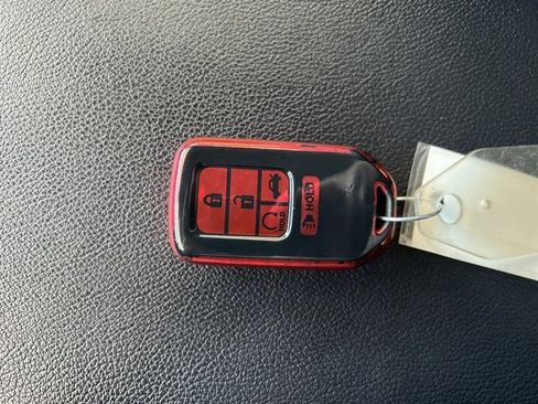 Used 2017 Honda CR-V Touring image 33