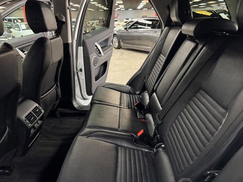 Used 2021 Land Rover Discovery Sport S image 45