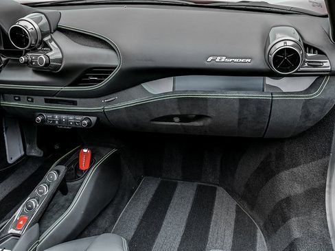 Certified 2022 Ferrari F8 Tributo image 16