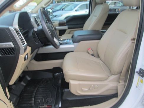 Used 2016 Ford F150 Lariat w/ Equipment Group 502A Luxury image 14