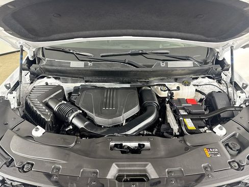 Used 2024 Chevrolet Traverse RS w/ LPO, Floor Liner Package AWD/4WD image 26