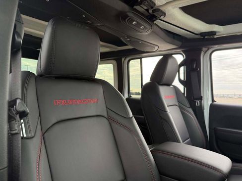 New 2026 Jeep Wrangler Unlimited Rubicon image 25
