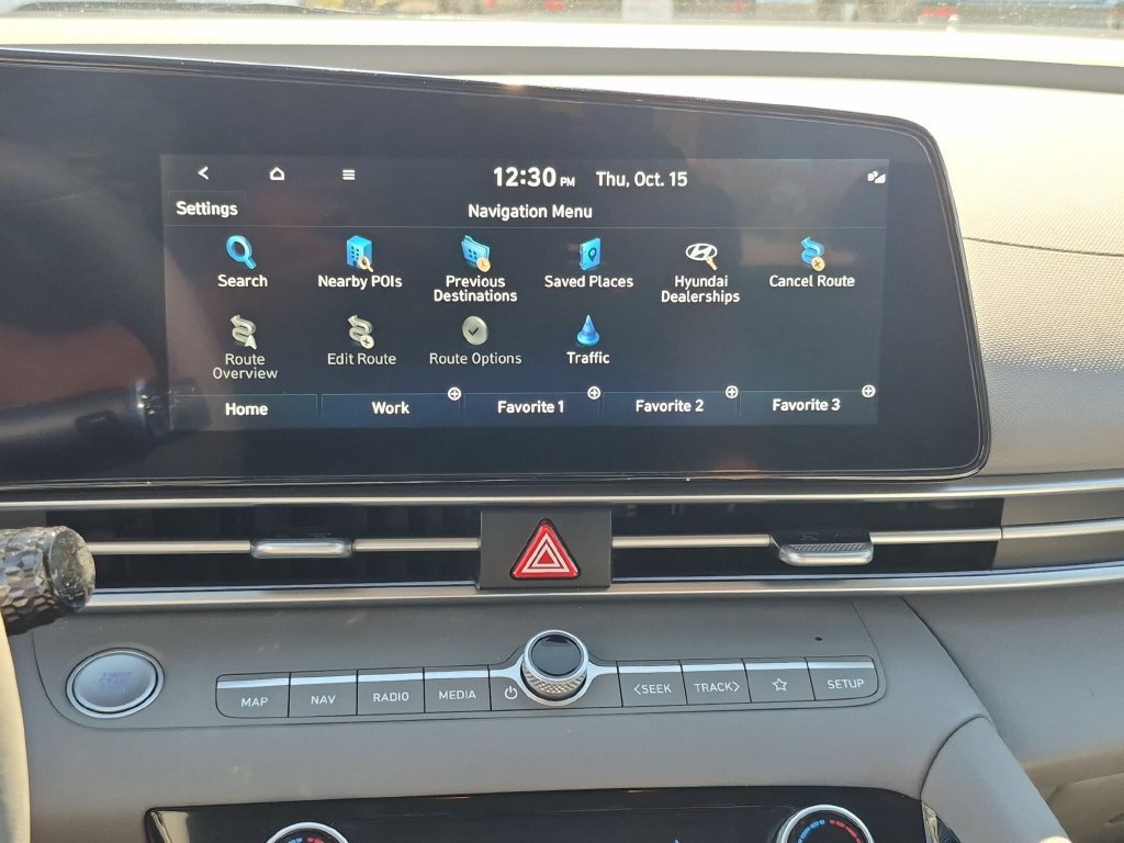 Used 2025 Hyundai Elantra SEL FWD image 17