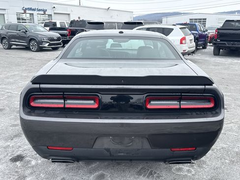 Used 2022 Dodge Challenger R/T w/ Blacktop Package image 6