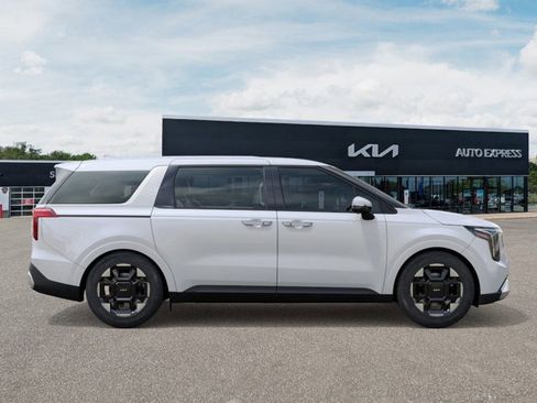 New 2026 Kia Carnival EX image 7