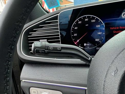 Used 2024 Mercedes-Benz GLE 350 4MATIC image 25