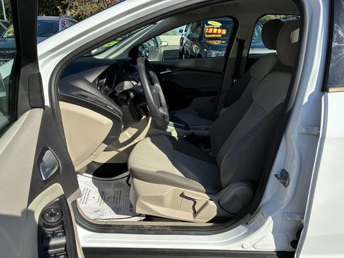 Used 2014 Ford Focus SE image 3