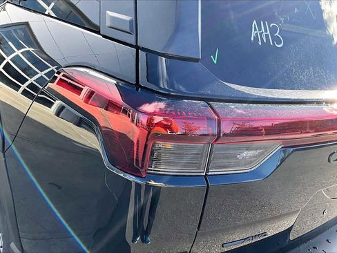 New 2026 Subaru Outback Premium image 15