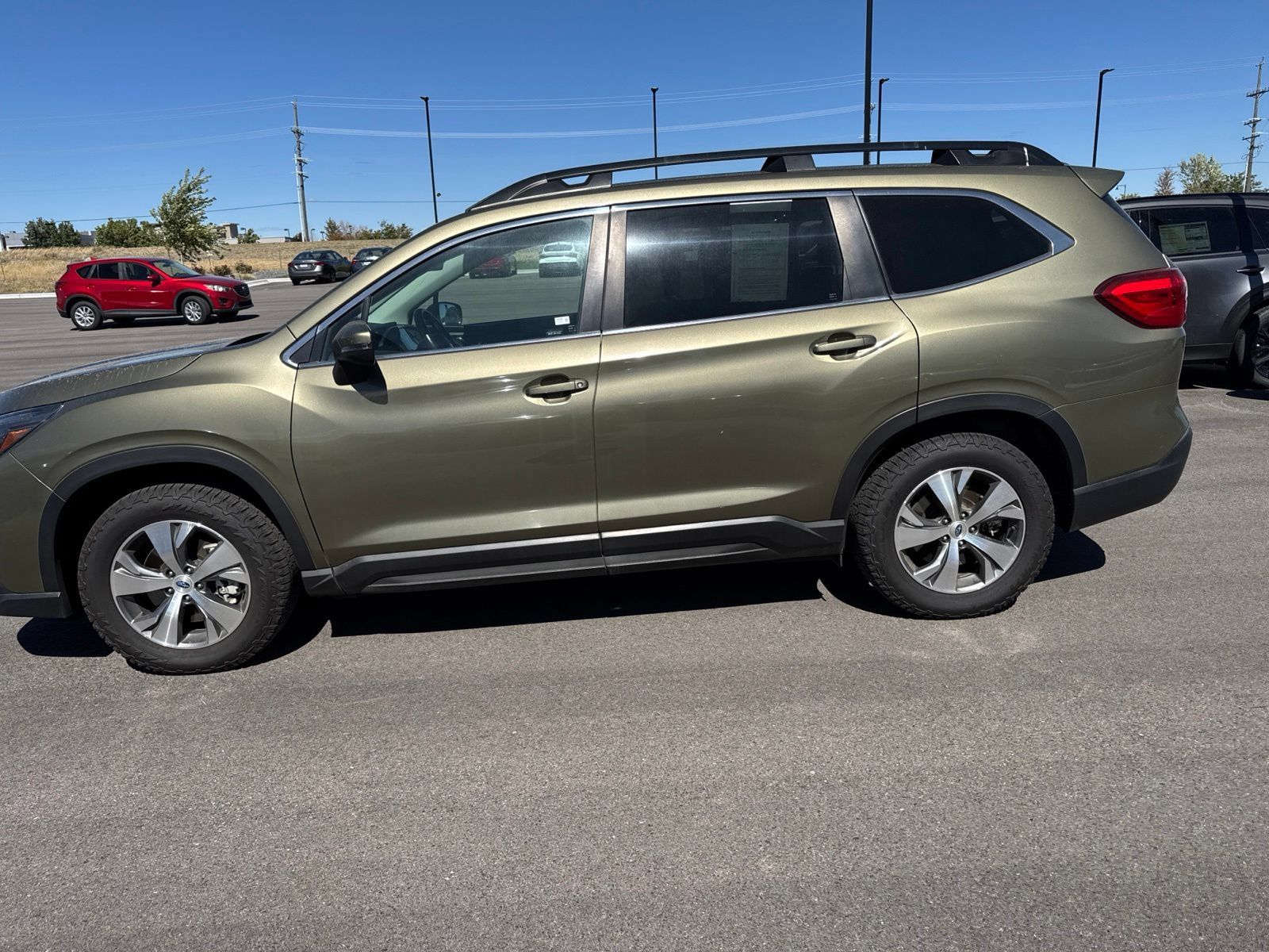 Used 2023 Subaru Ascent Premium w/ Convenience Package AWD/4WD image 4