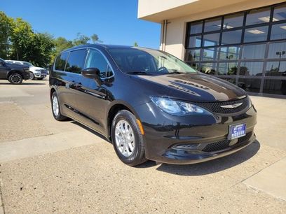 Used 2022 Chrysler Voyager LX