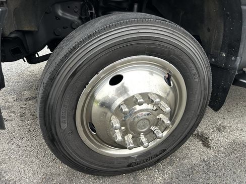 Used 2020 Ford F550 2WD Regular Cab Super Duty image 46