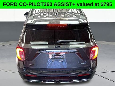 Used 2020 Ford Explorer XLT w/ Equipment Group 202A image 6