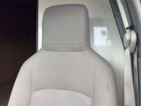 Used 2023 Ford E-450 and Econoline 450 Super Duty w/ Power Windows & Locks Group image 23