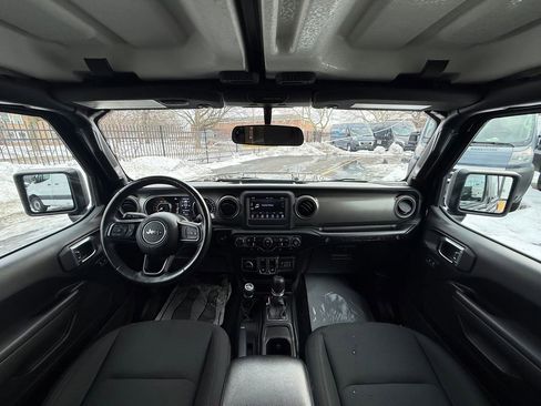 Used 2022 Jeep Wrangler Sport S image 13