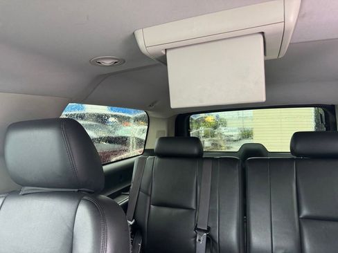 Used 2013 GMC Yukon XL Denali AWD/4WD image 15