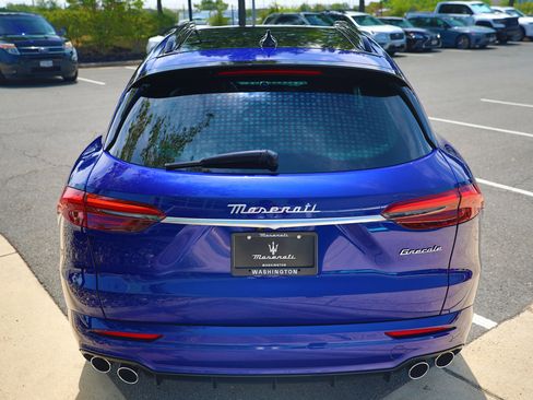 New 2024 Maserati Grecale GT image 6