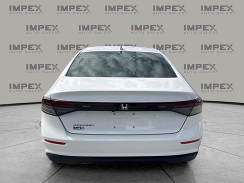 Used 2024 Honda Accord EX image 4