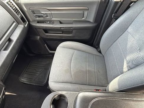 Used 2024 RAM 1500 Classic SLT image 12