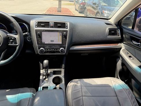 Used 2019 Subaru Outback 2.5i Limited AWD/4WD image 22