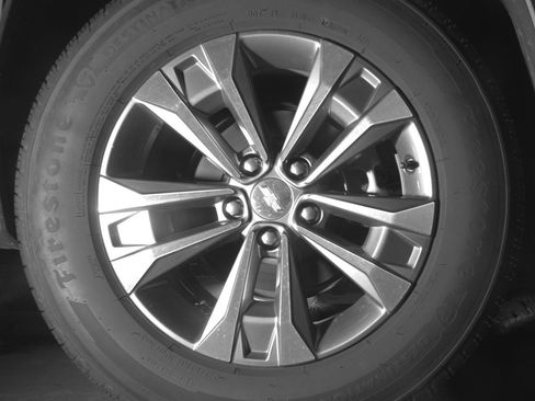 Used 2025 Chevrolet Equinox LT FWD image 15