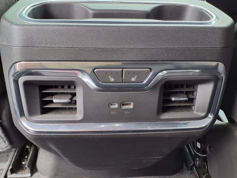 Used 2023 Chevrolet Silverado 1500 High Country w/ High Country Premium Package AWD/4WD image 17