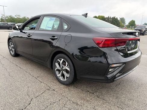 Used 2021 Kia Forte LXS FWD image 5