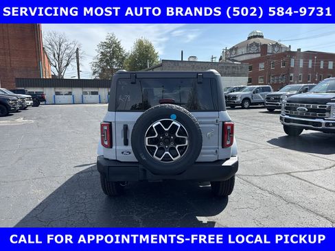 New 2026 Ford Bronco Outer Banks image 6