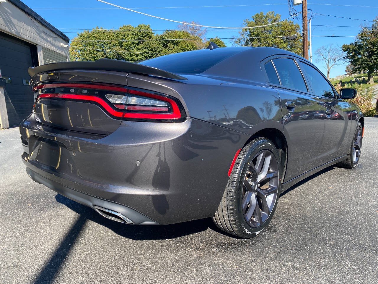 Used 2021 Dodge Charger SXT w/ Plus Group RWD image 3