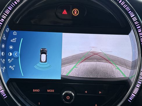 Certified 2024 MINI Cooper SE image 19