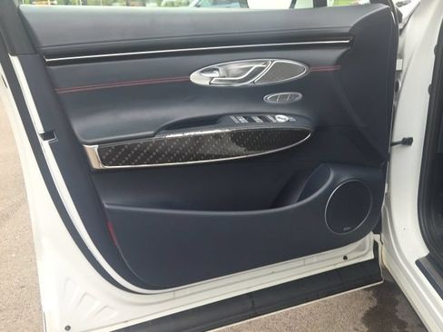 Used 2022 Genesis GV70 3.5T Sport w/ Sport Prestige Package AWD/4WD image 24