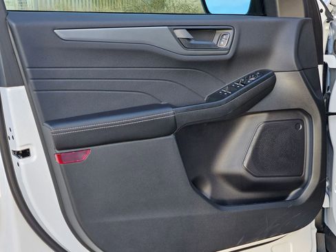 New 2026 Ford Escape Active image 11