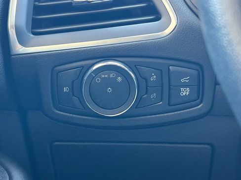 Used 2024 Ford Edge Titanium image 33