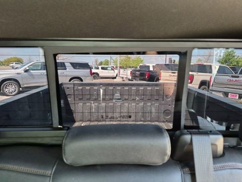 Used 2025 GMC Sierra 1500 AT4 w/ AT4 Premium Package image 25