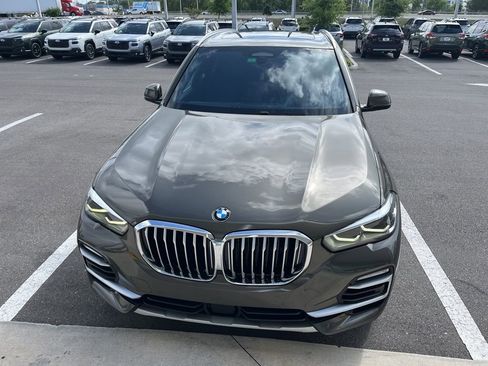 Used 2021 BMW X5 sDrive40i w/ Premium Package image 2