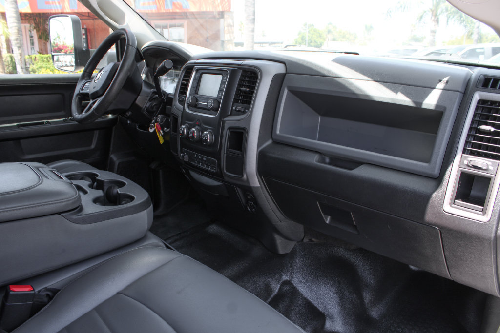 Used 2018 RAM 4500 Tradesman w/ Max Tow Package RWD image 33