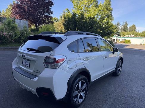 Used 2015 Subaru Crosstrek Touring w/ Popular Package #2 image 3