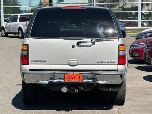 Used 2005 Chevrolet Tahoe LT w/ LT Preferred Equipment Group AWD/4WD image 6