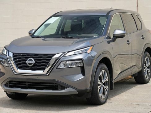 Used 2022 Nissan Rogue SV FWD image 41