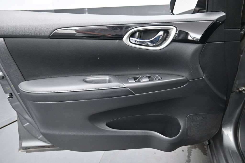 Used 2019 Nissan Sentra SV FWD image 24