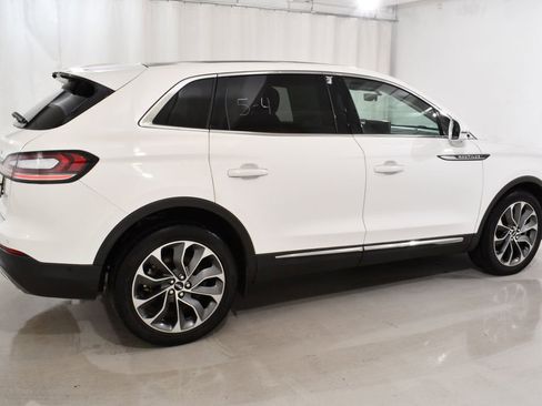Used 2022 Lincoln Nautilus Reserve w/ Equipment Group 201A AWD/4WD image 11
