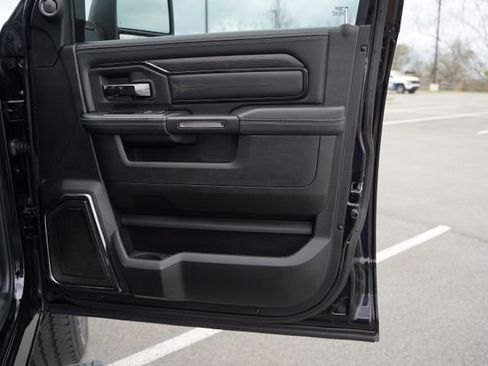 Used 2024 RAM 2500 Limited image 21