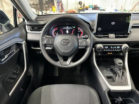 Certified 2025 Toyota RAV4 XLE AWD/4WD image 16